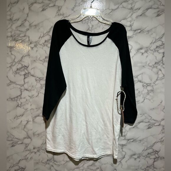 COMUNE Top - Picture 1 of 5